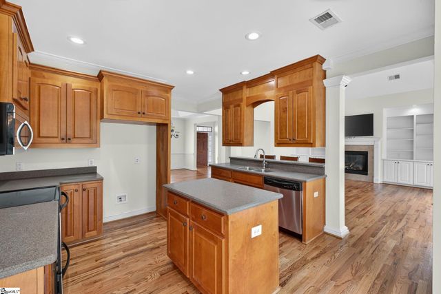 167 Conamara Lane, Woodruff, SC 29388