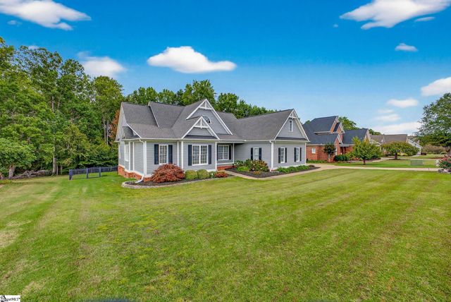 167 Conamara Lane, Woodruff, SC 29388