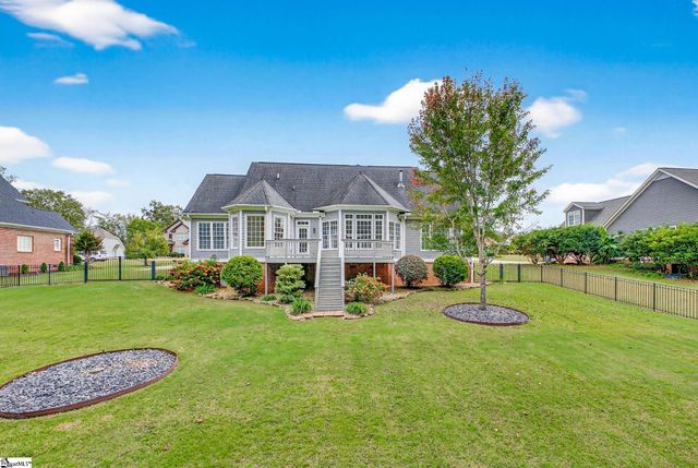 167 Conamara Lane, Woodruff, SC 29388