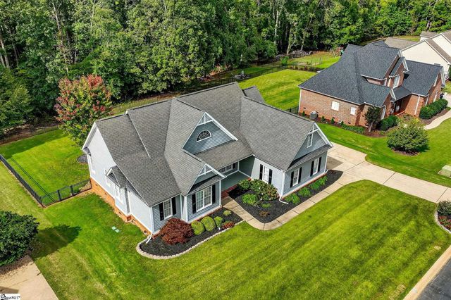 167 Conamara Lane, Woodruff, SC 29388