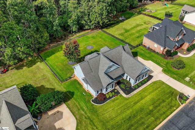 167 Conamara Lane, Woodruff, SC 29388