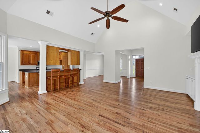 167 Conamara Lane, Woodruff, SC 29388