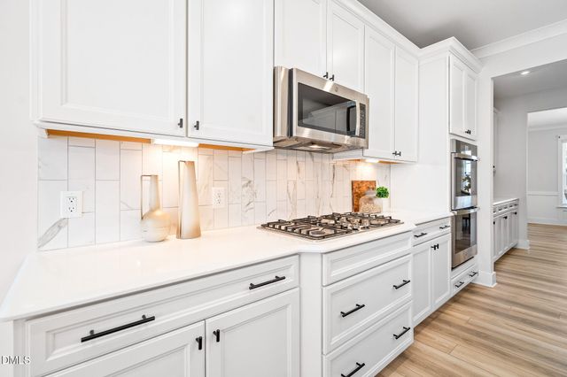 1040 Gibson House Drive, Burlington, NC 27215