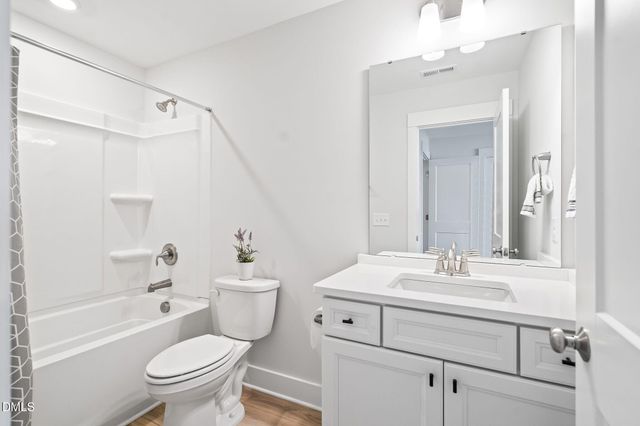 1040 Gibson House Drive, Burlington, NC 27215