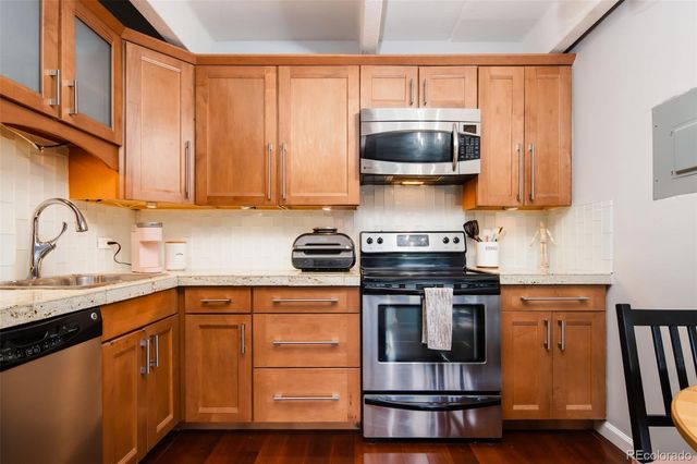 555 E 10th Avenue 207, Denver, CO 80203