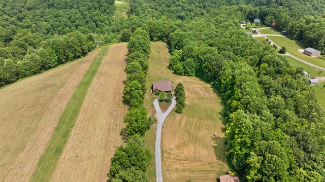 65 TRENTON Court, Nancy, KY 42544