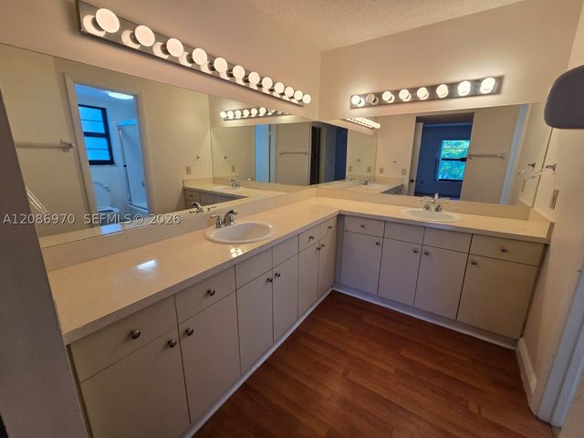 5900 SW 127th Ave 3304, Miami, FL 33183