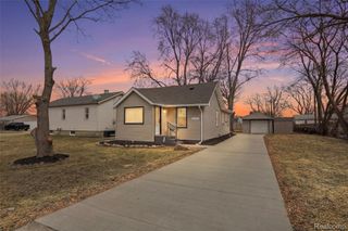 27732 Demrick Street, Roseville, MI 48066