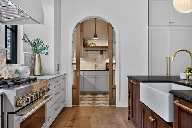 6817 Blessing Drive, Dallas, TX 75214