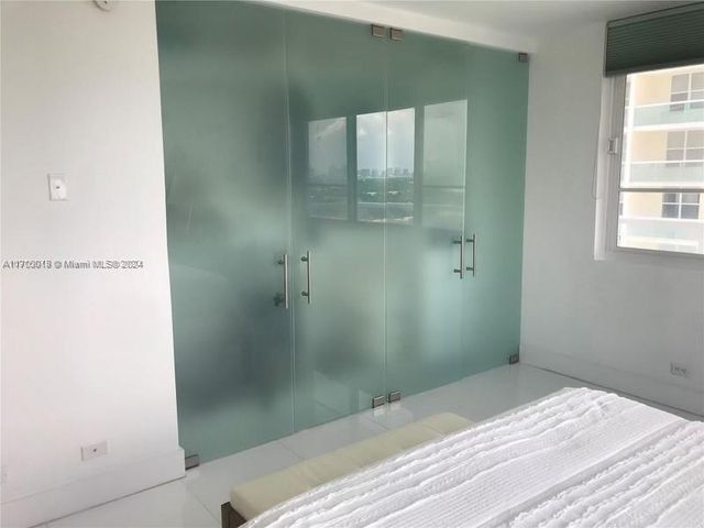 5005 Collins Ave 1108, Miami Beach, FL 33140