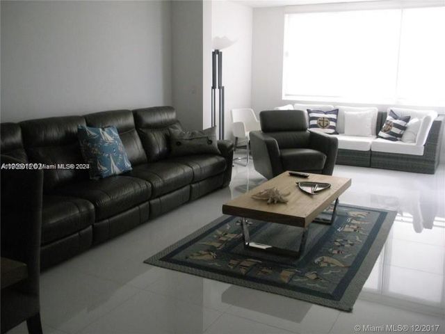 5005 Collins Ave 1108, Miami Beach, FL 33140