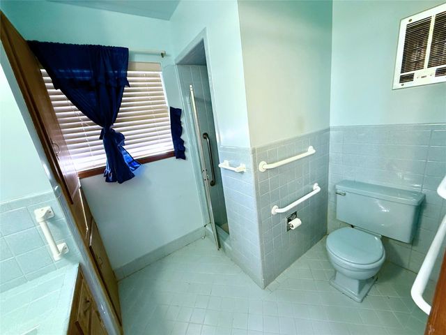 10911 Ashcroft Drive, Houston, TX 77096