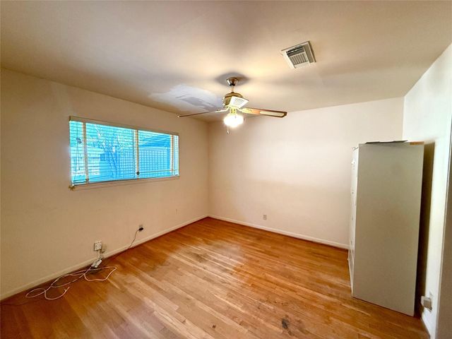 10911 Ashcroft Drive, Houston, TX 77096