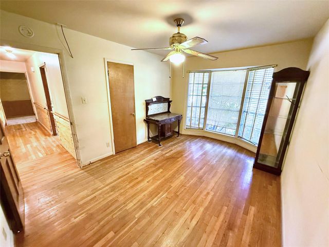 10911 Ashcroft Drive, Houston, TX 77096