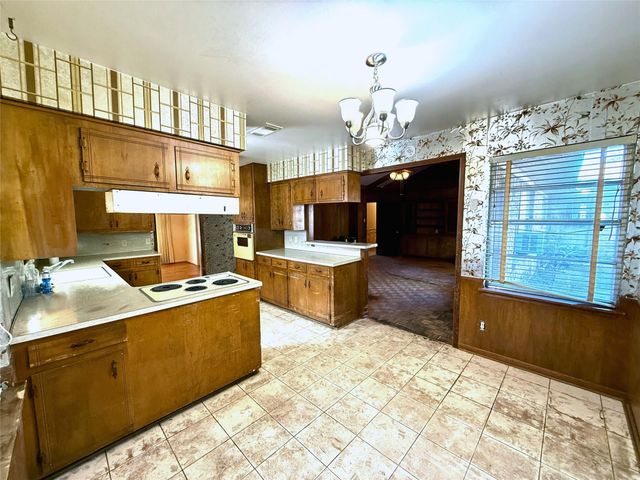 10911 Ashcroft Drive, Houston, TX 77096
