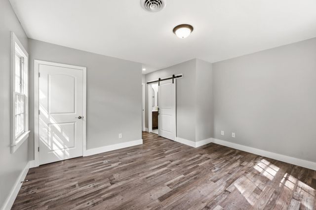 200 Paul Sawyier Drive, Frankfort, KY 40601