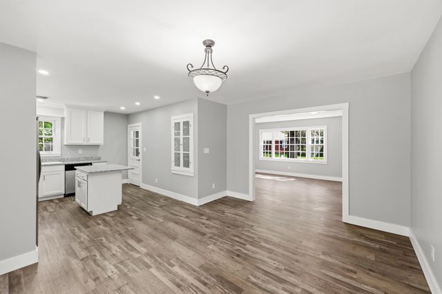 200 Paul Sawyier Drive, Frankfort, KY 40601