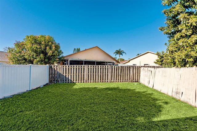 1187 The 12th Fairway, Wellington, FL 33414