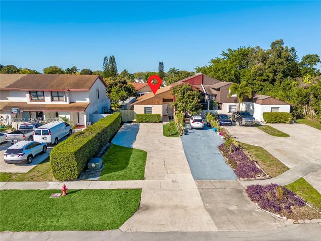 1187 The 12th Fairway, Wellington, FL 33414