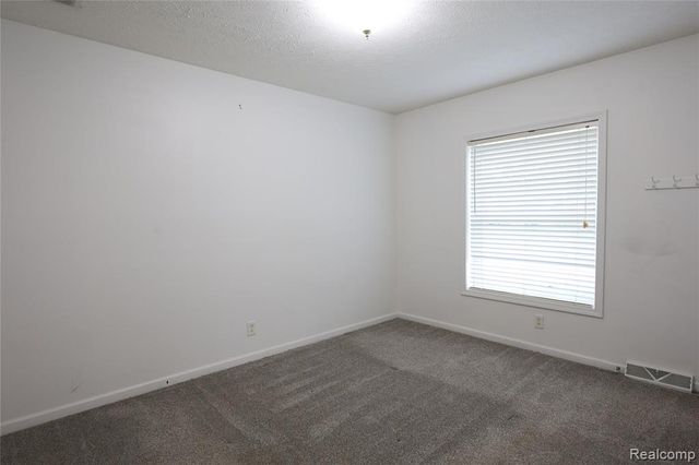 19905 Seminole, Redford, MI 48240