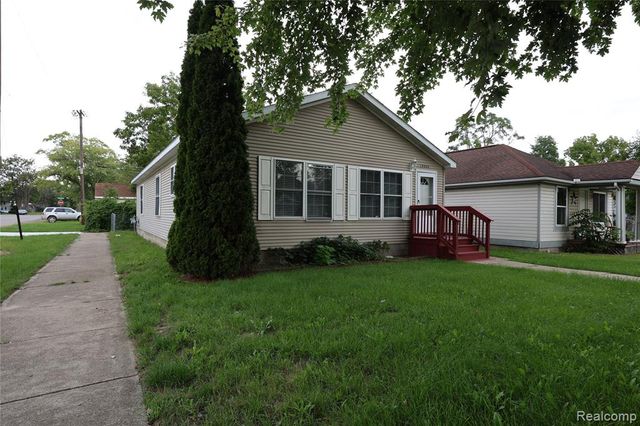 19905 Seminole, Redford, MI 48240