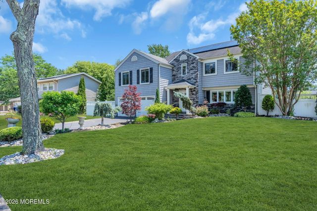 1083 Cavan Drive, Toms River, NJ 08753