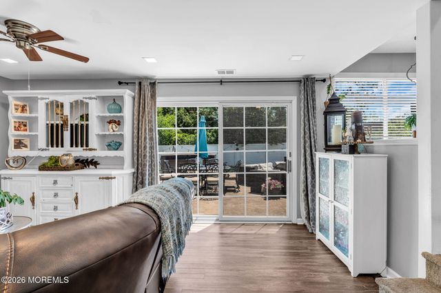 1083 Cavan Drive, Toms River, NJ 08753
