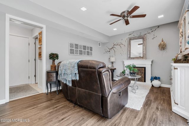 1083 Cavan Drive, Toms River, NJ 08753