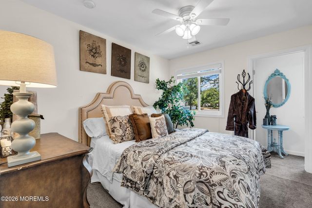 1083 Cavan Drive, Toms River, NJ 08753