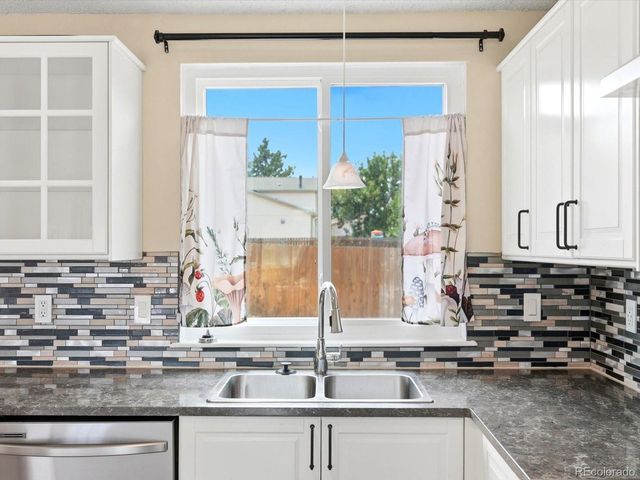 8442 Blazing Star Pl, Parker, CO 80134