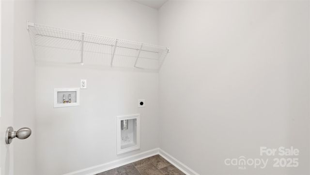 92 Queen Valley Way, Waynesville, NC 28786