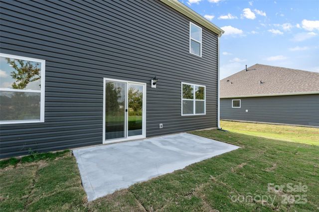 92 Queen Valley Way, Waynesville, NC 28786