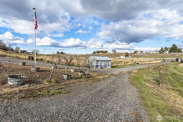 766 S Canyon Court, Othello, WA 99344