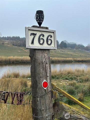 766 S Canyon Court, Othello, WA 99344