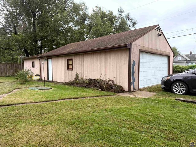 503 NE Gordon ST, Topeka, KS 66608