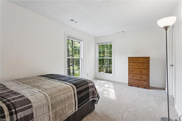 203 N Bowman TER, Yorktown, VA 23693