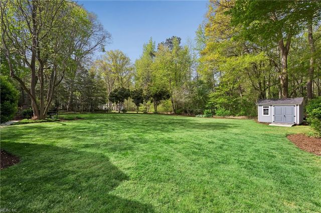 203 N Bowman TER, Yorktown, VA 23693