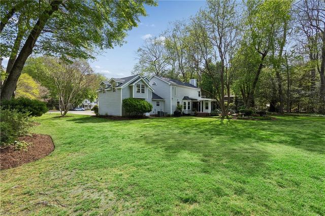 203 N Bowman TER, Yorktown, VA 23693