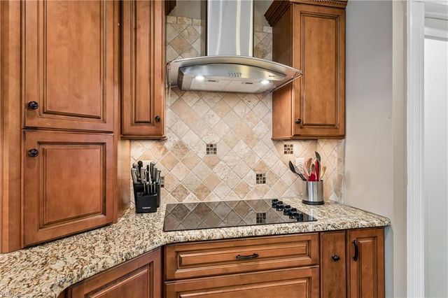 203 N Bowman TER, Yorktown, VA 23693