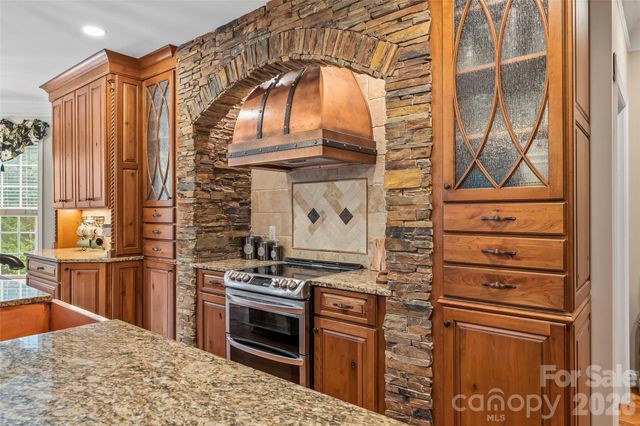 120 Harrison Point Court, Mooresville, NC 28117