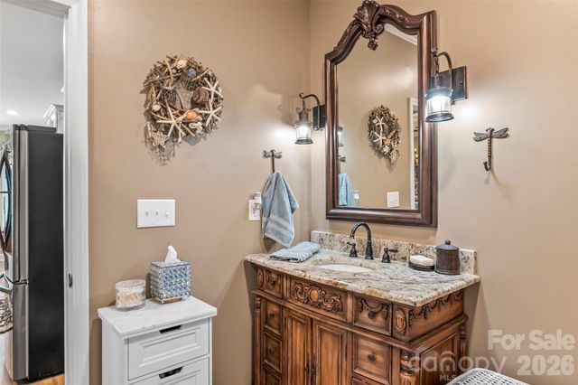 120 Harrison Point Court, Mooresville, NC 28117