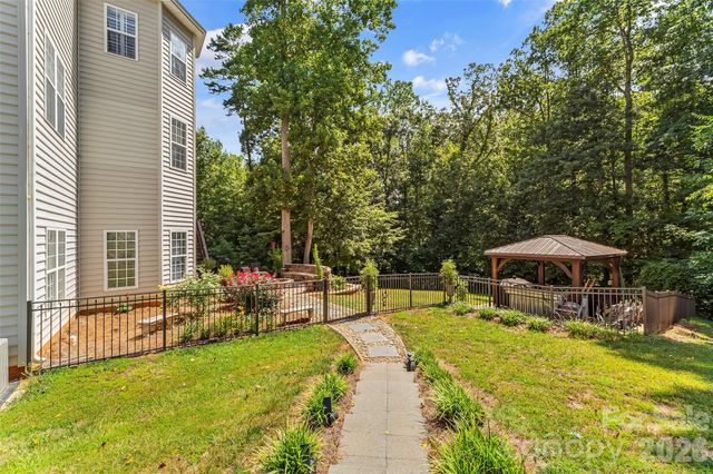 120 Harrison Point Court, Mooresville, NC 28117