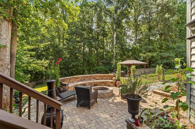120 Harrison Point Court, Mooresville, NC 28117