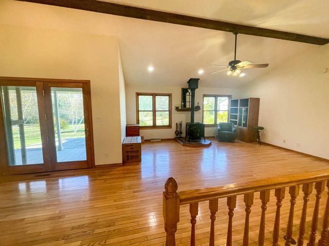 9506 296th AVENUE, Salem, WI 53168