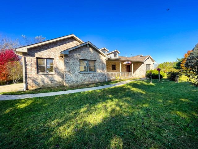 9506 296th AVENUE, Salem, WI 53168