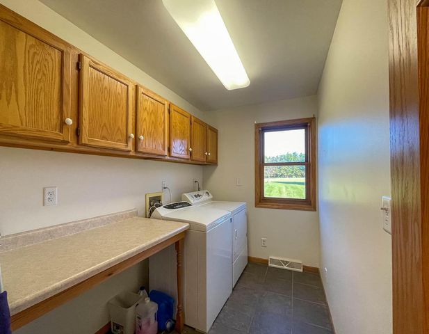 9506 296th AVENUE, Salem, WI 53168