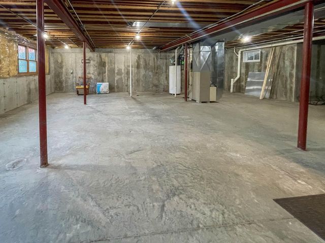 9506 296th AVENUE, Salem, WI 53168