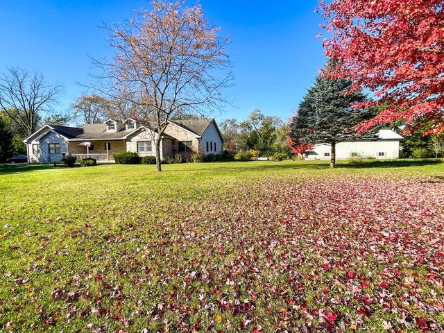 9506 296th AVENUE, Salem, WI 53168