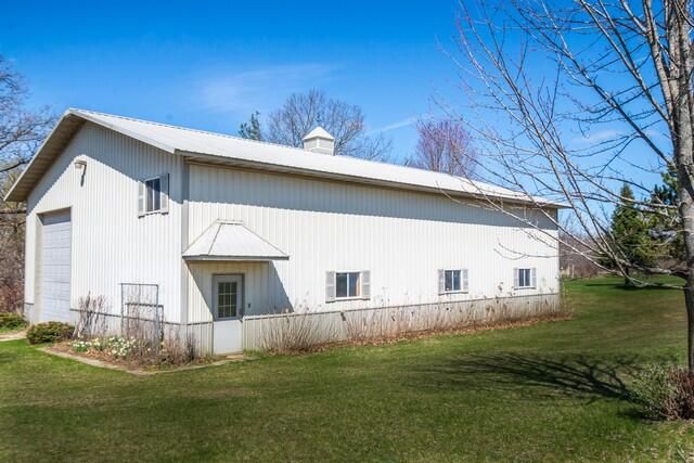 9506 296th AVENUE, Salem, WI 53168