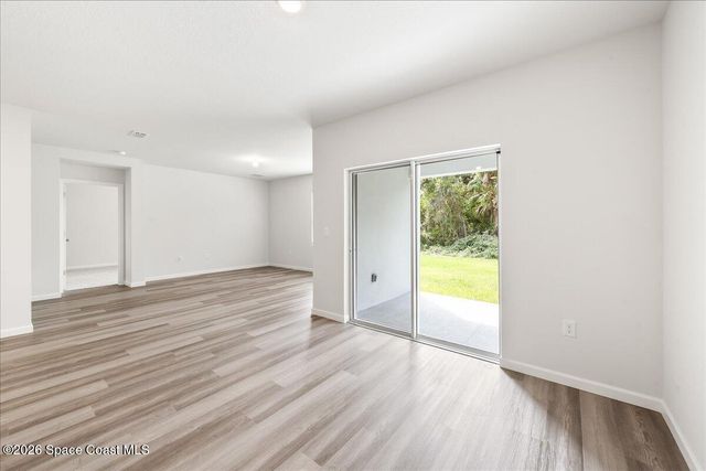 566 Rembrandt Street SE, Palm Bay, FL 32909